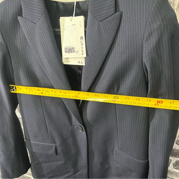 Cos women’s pinstripe blazer - size 4 - Picture 9 of 16
